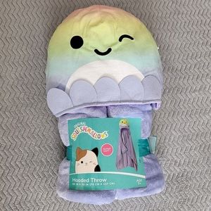 SQUISHMALLOWS "Elodie Octopus" Hooded Blanket